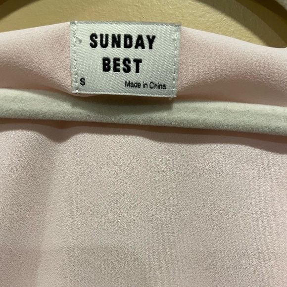 ARITZIA Sunday Best Cropped Tie-Front Blouse | S | - Picture 9 of 9